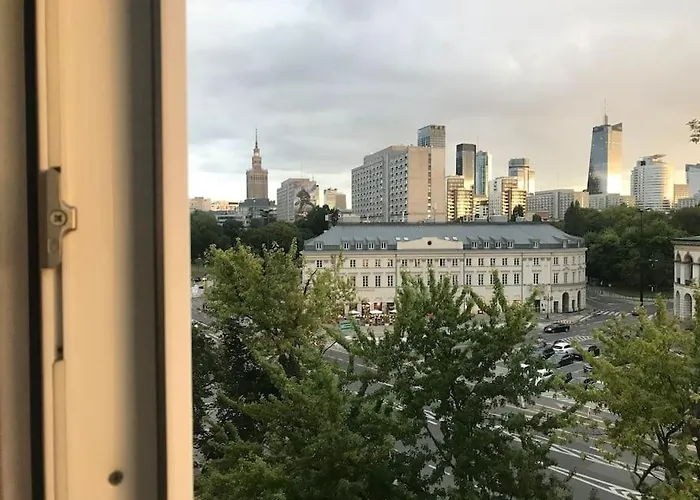 Plac Bankowy, Metro Lejlighed Warszawa