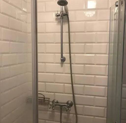 Lejlighed Plac Bankowy, Metro