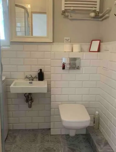 Lejlighed Plac Bankowy, Metro